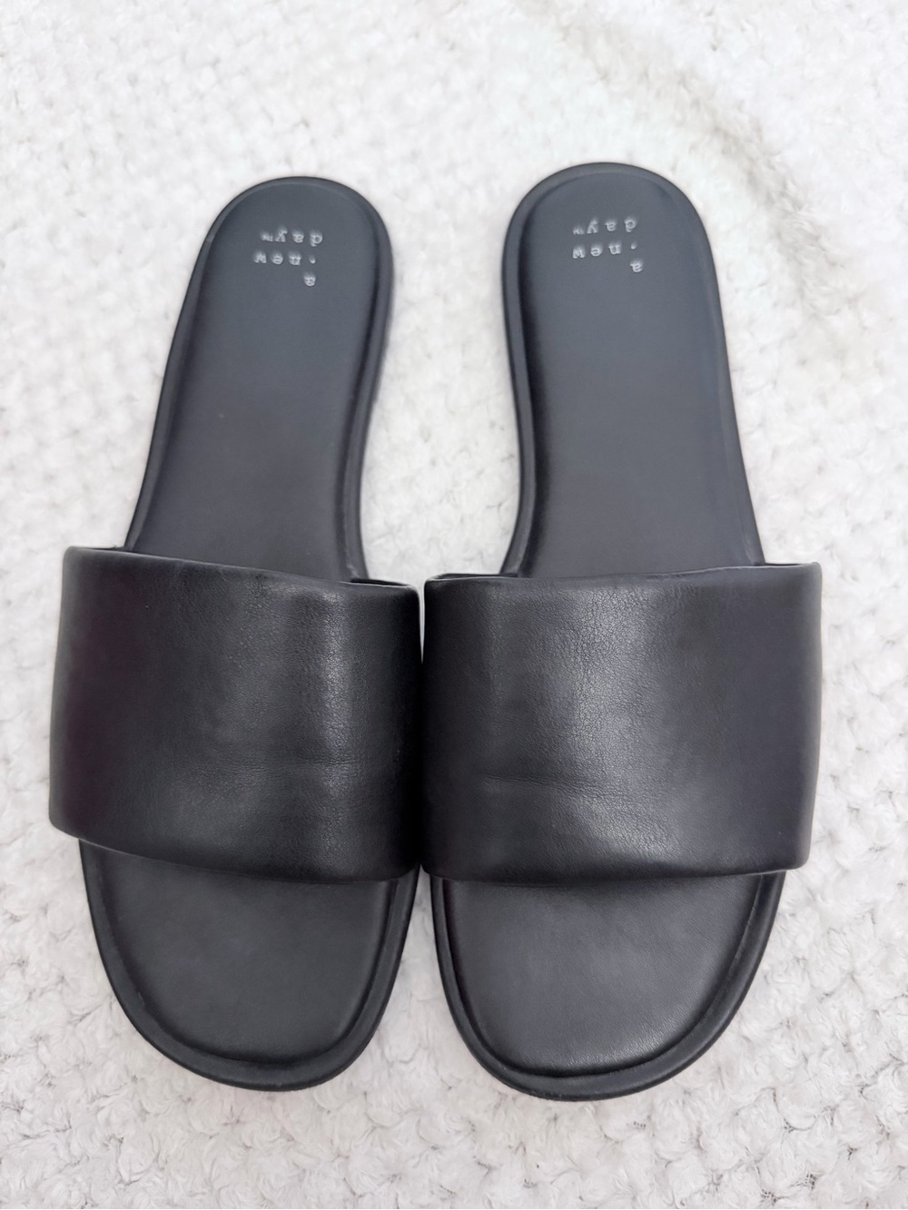 Black Slide Sandals - Minimal Wide Band Slip-On - A New Day Size 9